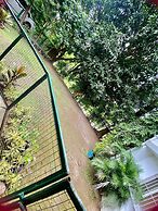House w 3 Bedrooms And 3 Baths - Free Parking