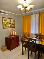 House w 3 Bedrooms And 3 Baths - Free Parking