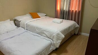 House w 3 Bedrooms And 3 Baths - Free Parking