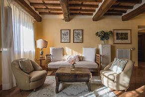Elisa Farmhouse Apartment in Wine Resort