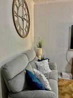 1 Bedroom With Free Parking