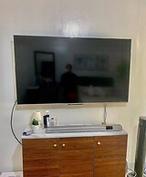 1 Bedroom With Free Parking