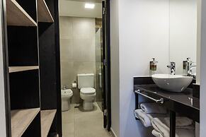 Hotel M
