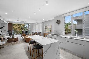 Shara by Elysium Collection Palm Cove