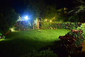 Istaqbal Hotel Mukki