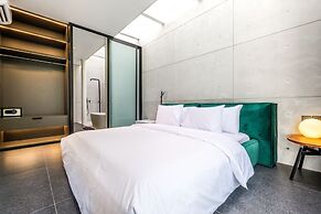 Alex Villas Complex N1