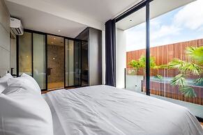 Alex Villas Complex N1