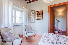 Anna Farmhouse Apartment in Wine Resort in Lucca