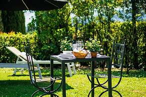 Anna Farmhouse Apartment in Wine Resort in Lucca