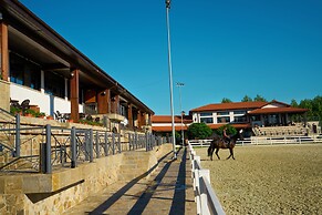 Boutique Complex Trakiets