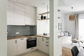 Dazzling 1BR Apartment in Koukaki