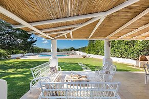 2500 Trulli La Formosa by Perle di Puglia