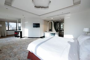MIRA BUSINESS HOTEL