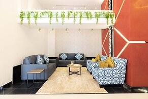 MIRA BUSINESS HOTEL