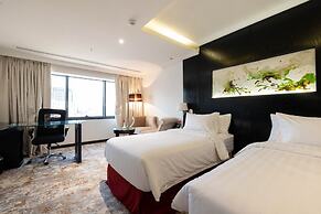 MIRA BUSINESS HOTEL