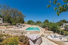 2526 Trullo Limone by Perle di Puglia