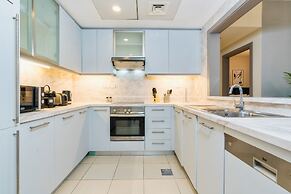Luxurious 1B With Opera & fountains views