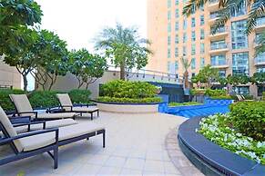 Luxurious 1B With Opera & fountains views