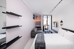 The Flamingo by Perch Stays