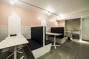 Gunsan Hotel Box