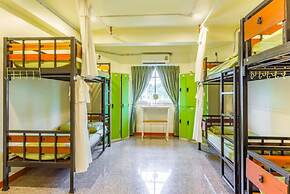 OYO 75416 Rama3 Sunrise Hostel