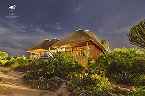 Lake Munyanyange Caves Lodge
