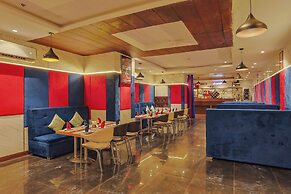 Hyphen Grand Hotel