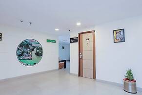 Hyphen Grand Hotel