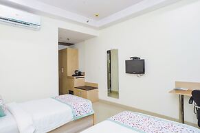 Hyphen Grand Hotel