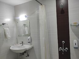 Hyphen Grand Hotel