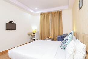Hyphen Grand Hotel