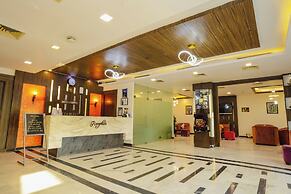 Hyphen Grand Hotel
