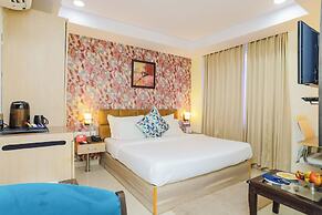 Hyphen Grand Hotel