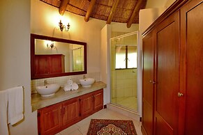 Royal Morubisi Founder's Lodge