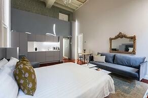 Croce Apartments
