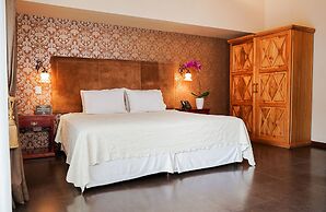 Uzhupud Garden Hotel & lodge