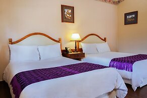 Uzhupud Garden Hotel & lodge