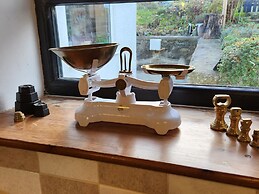 3 Penllan Cottages