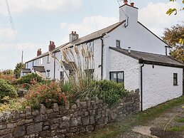 3 Penllan Cottages