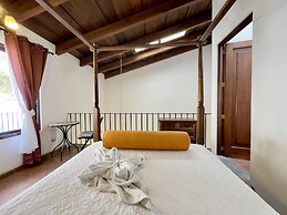 El Calvario Lofts