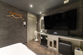 HOTEL LARIA
