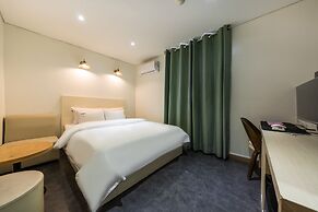 HOTEL LARIA
