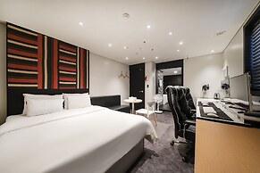 HOTEL LARIA