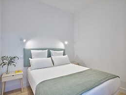 Paseo Suites Hotel