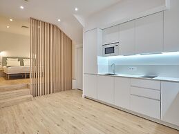 Paseo Suites Hotel
