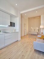 Paseo Suites Hotel