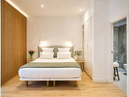 Paseo Suites Hotel
