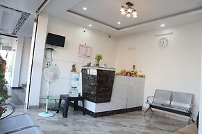 iROOMZ S Silver Suites