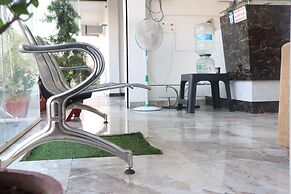 iROOMZ S Silver Suites