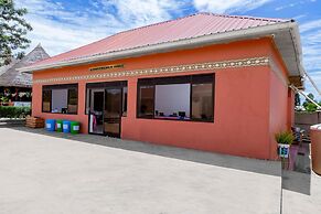 Mujo Suites Hotel